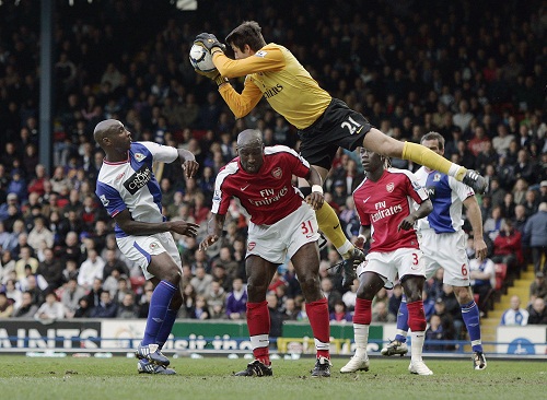 fabianski_flying.jpg