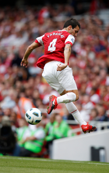 jumpin_cesc_fab_its_cesc_fab-re-gas.jpg